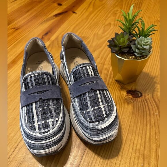 Softwaves Ardice Loafer Slip-On Shoe Denim Raffia Blue Women’s SIZE 40 US 9 - Picture 1 of 9